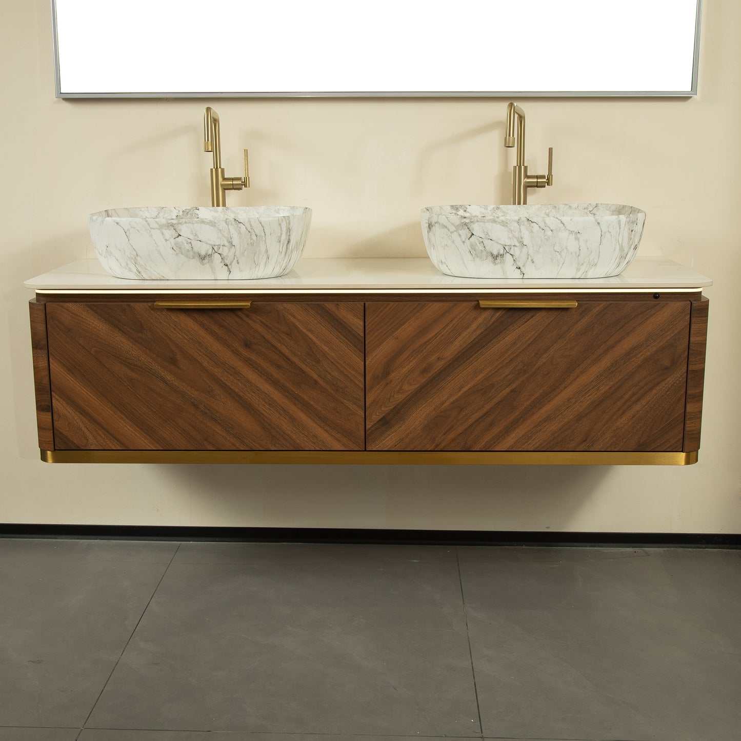 DIPA 60" Badezimmer-Waschtisch und Waschbecken, schwebender Sperrholz-Aufbewahrungsschrank, dunkle Walnussholzmaserung, gesinterte Steinplatte