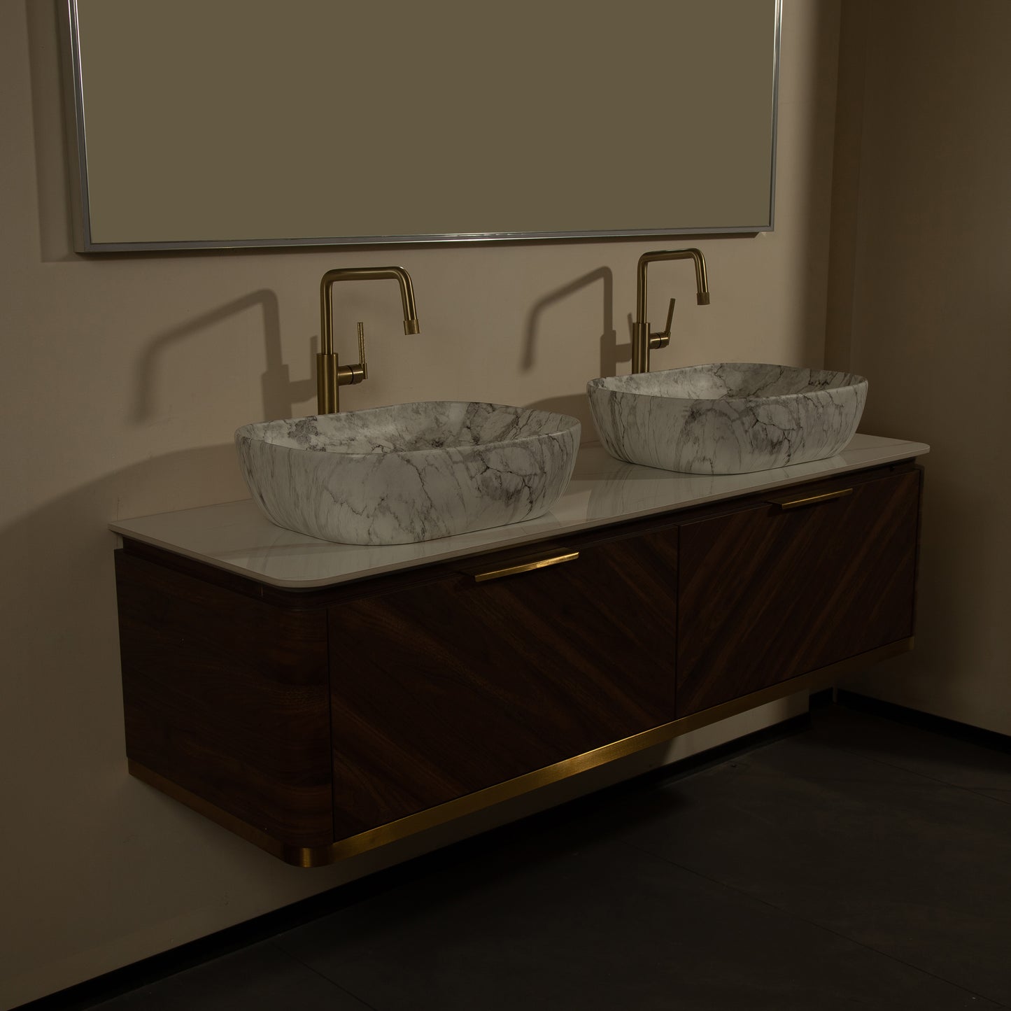 DIPA 60" Badezimmer-Waschtisch und Waschbecken, schwebender Sperrholz-Aufbewahrungsschrank, dunkle Walnussholzmaserung, gesinterte Steinplatte