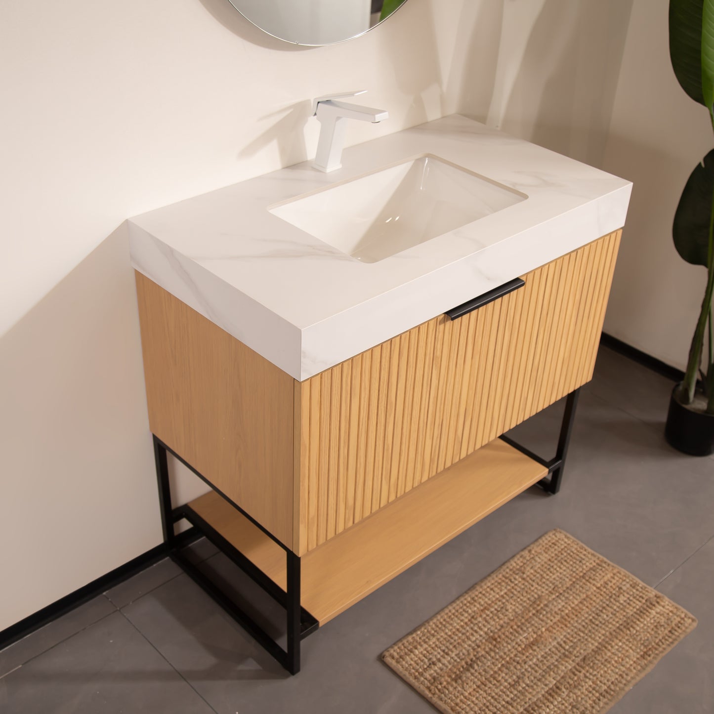 YOLAN 36" Badezimmer-Waschtisch und Waschbecken, freistehender gestreifter Sperrholz-Aufbewahrungsschrank mit Schublade und offenem Regal, Carrara-Weiß, Corolla-Eiche 