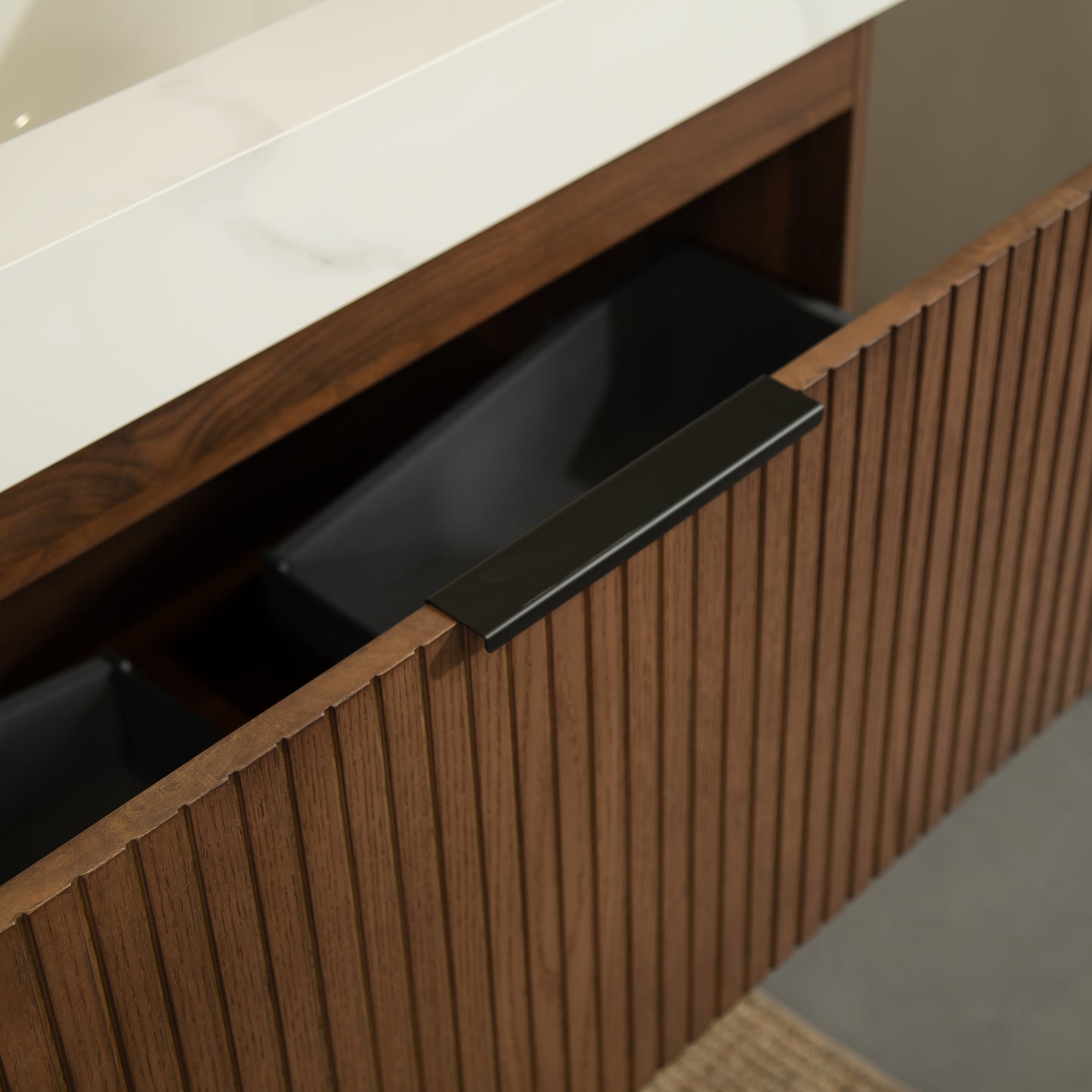 YOLAN 36" Badezimmer-Waschtisch und Waschbecken, freistehender gestreifter Sperrholz-Aufbewahrungsschrank mit Schublade und offenem Regal, Carrara-Weiß,