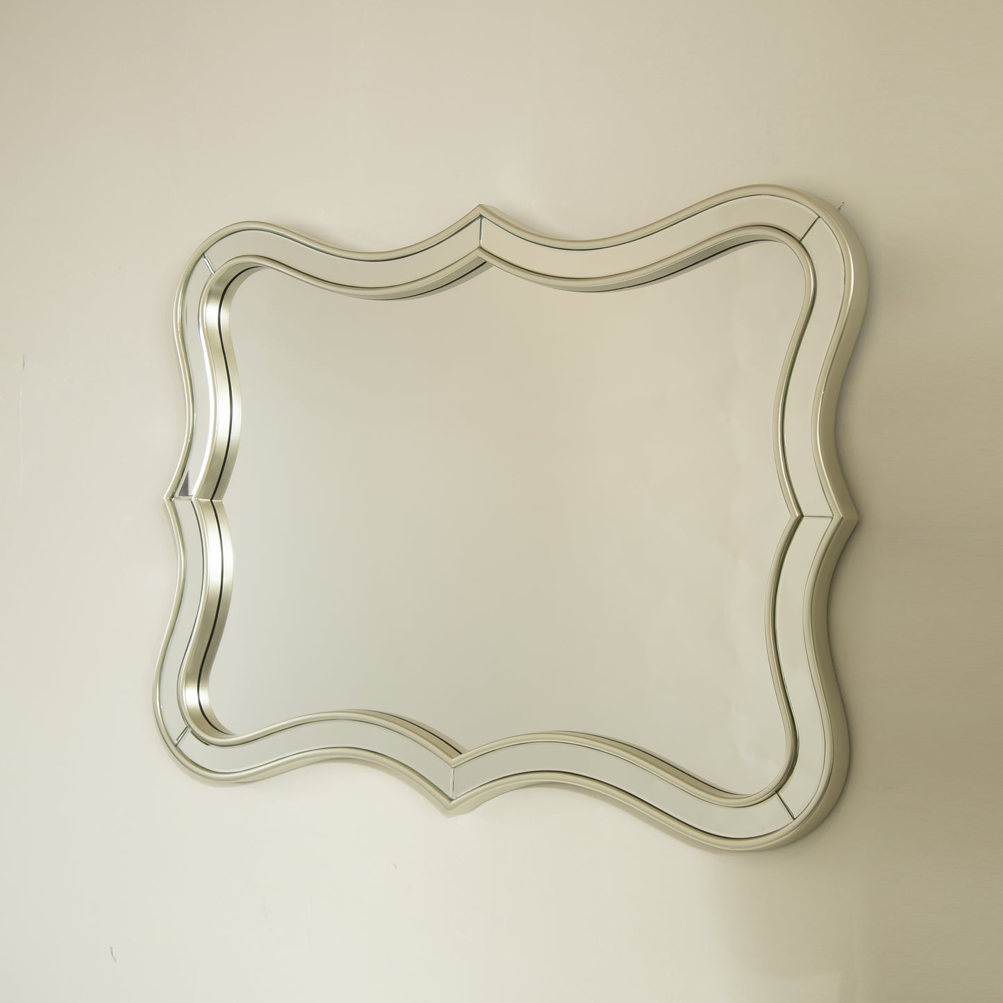 24'' Fleuron Mirror, Wave-shape PU Material Light Luxury Style Art Decorative Mirror with Golden Frame, Suitable for Bathroom, Bedroom, Living Room