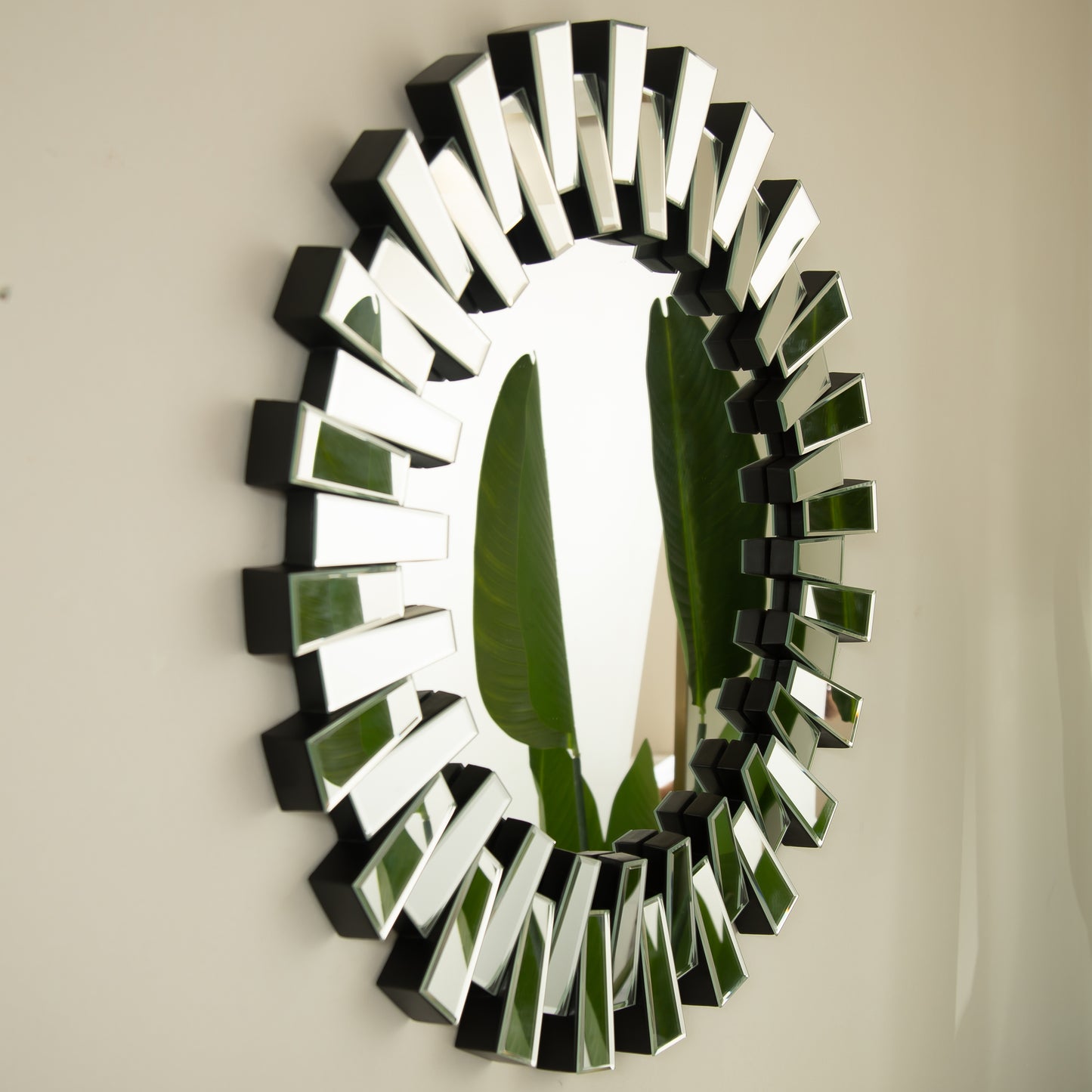 32'' Kaltis Mirror, Wall-mounted Modern Decorative Circle PU Mirror, Irregular Shape, Suitable for Bathroom, Bedroom, Living Room, Corridor
