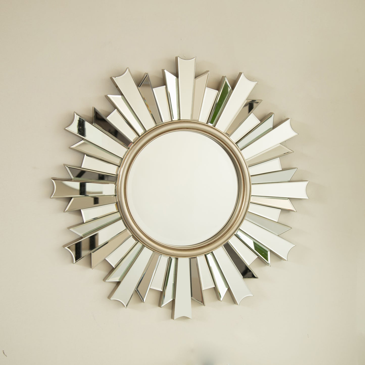 26'' HenGis Mirror, Wall-mounted Sunburst-shaped PU Art Decorative Mirror, Suitable for Bathroom, Bedroom, Living Room