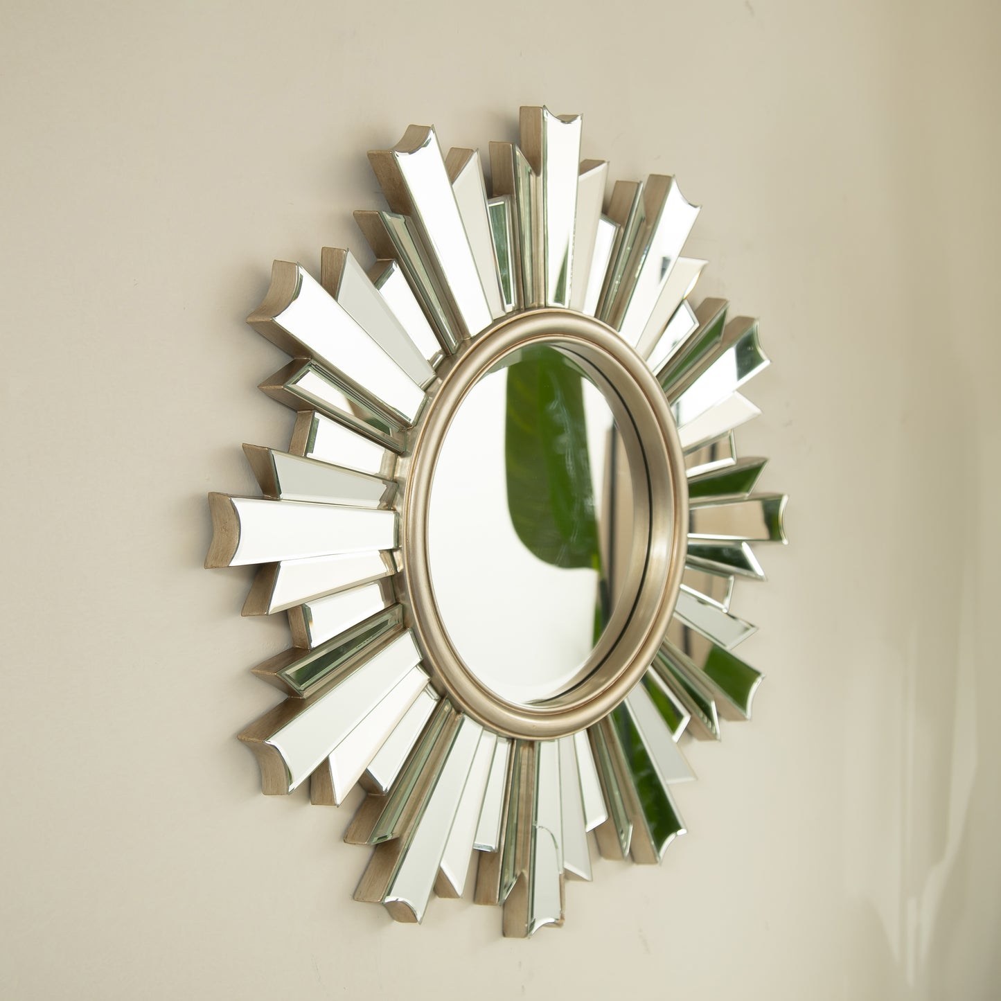 26'' HenGis Mirror, Wall-mounted Sunburst-shaped PU Art Decorative Mirror, Suitable for Bathroom, Bedroom, Living Room