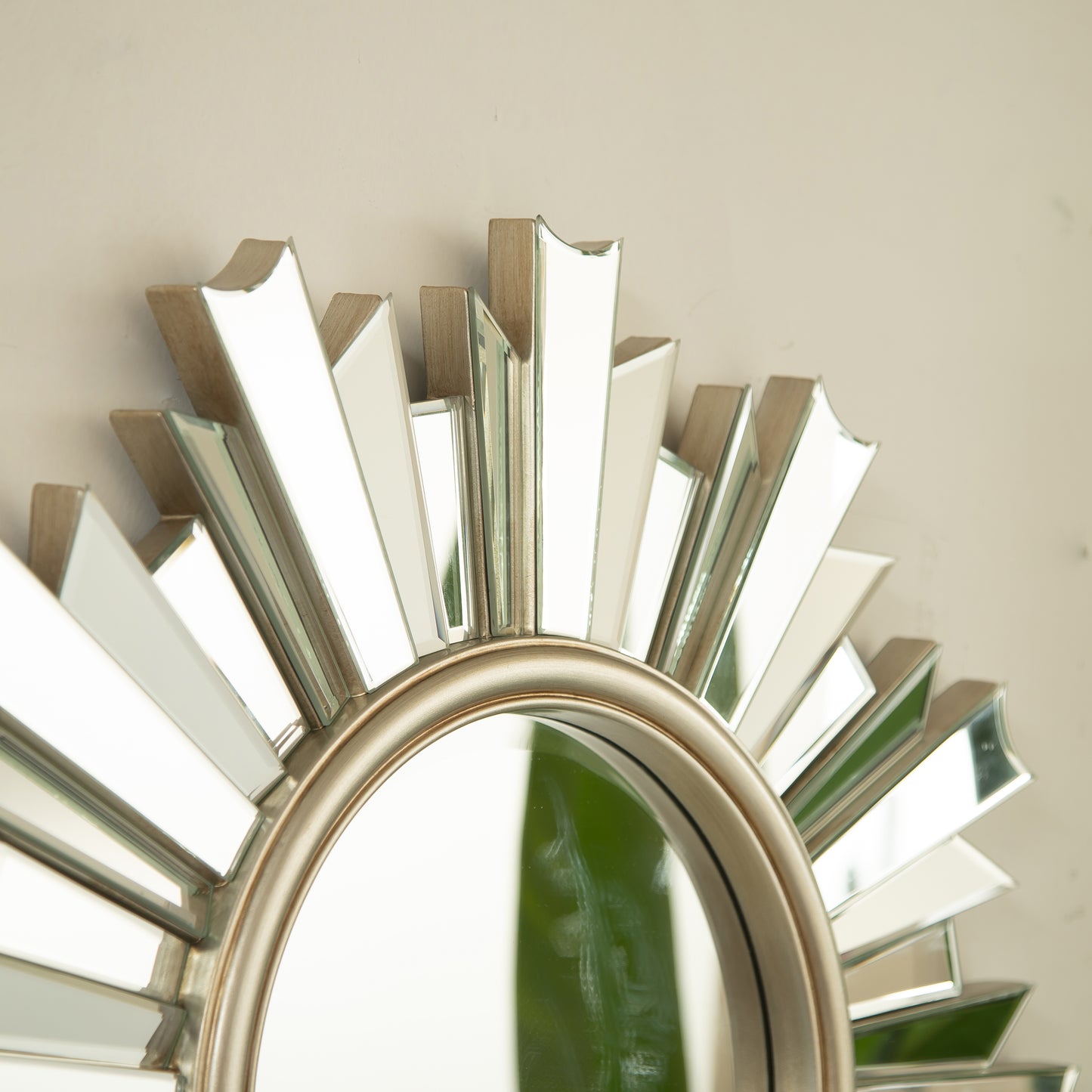 26'' HenGis Mirror, Wall-mounted Sunburst-shaped PU Art Decorative Mirror, Suitable for Bathroom, Bedroom, Living Room