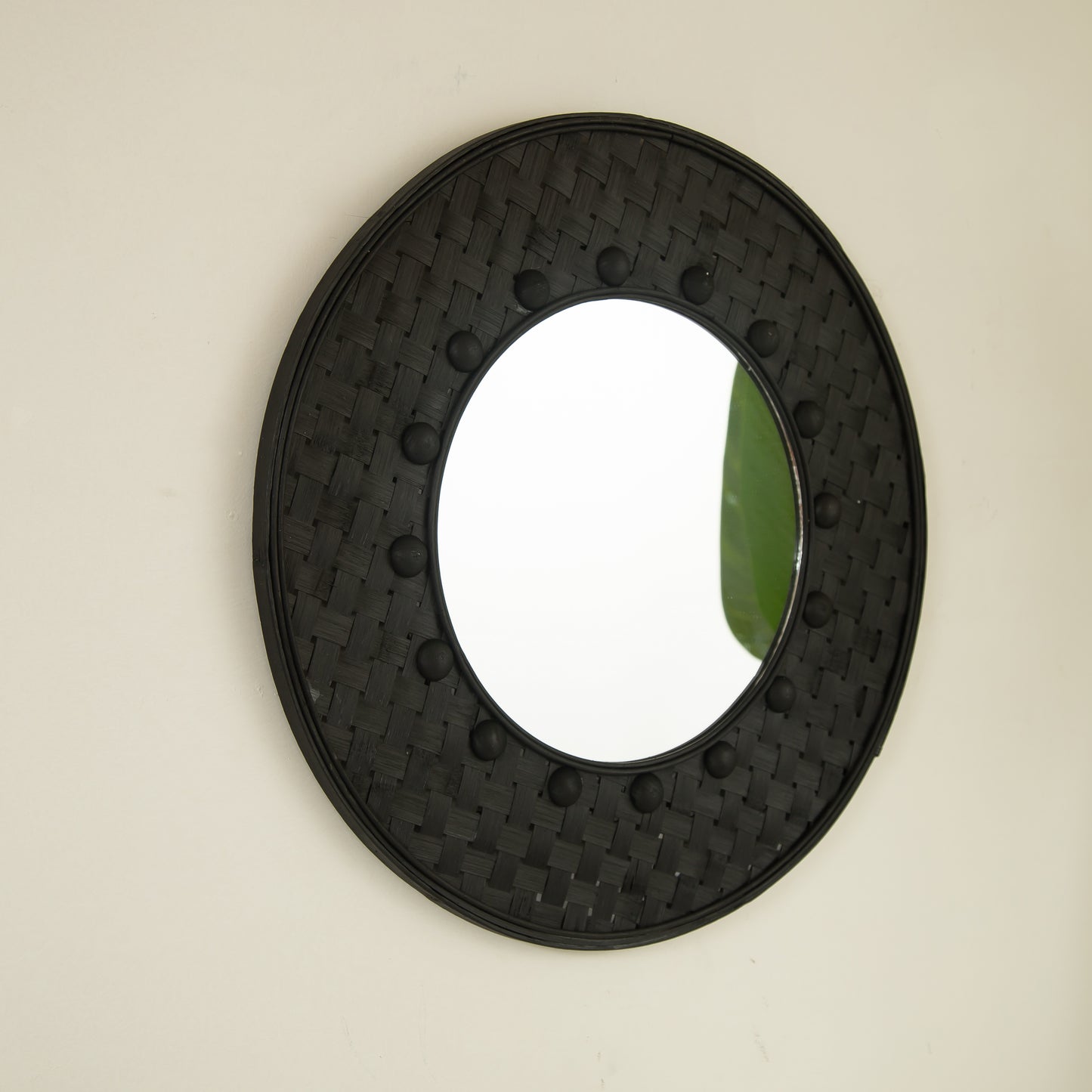 24'' Solea Mirror, Hand-woven Black Bamboo Artistry Wall Hanging Circle Mirror, Suitable for Bathroom, Bedroom, Living Room