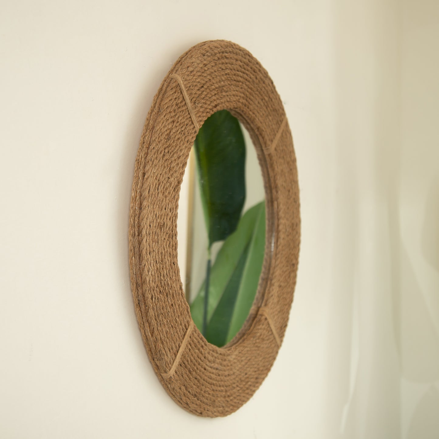 24'' Breeza Mirror, Hemp Hand-woven Artistry Wall Hanging Circle Bamboo Mirror, Earth Yellow, Suitable for Bathroom, Bedroom, Living Room