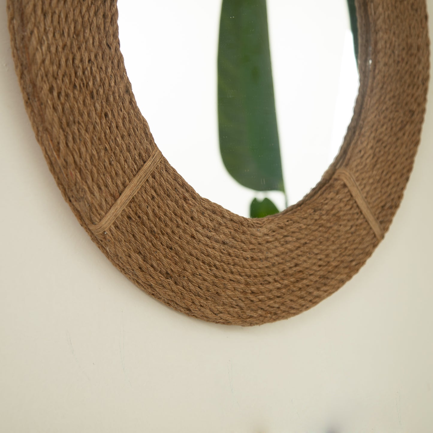24'' Breeza Mirror, Hemp Hand-woven Artistry Wall Hanging Circle Bamboo Mirror, Earth Yellow, Suitable for Bathroom, Bedroom, Living Room
